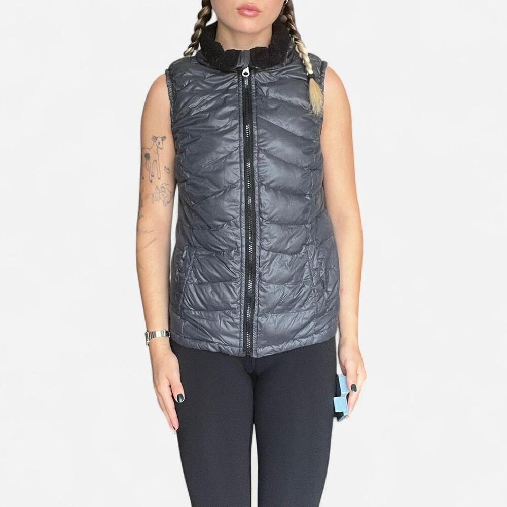 Grey puffer vest with fuzzy